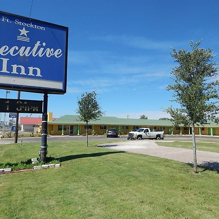 Executive Inn Форт-Стоктон Екстер'єр фото