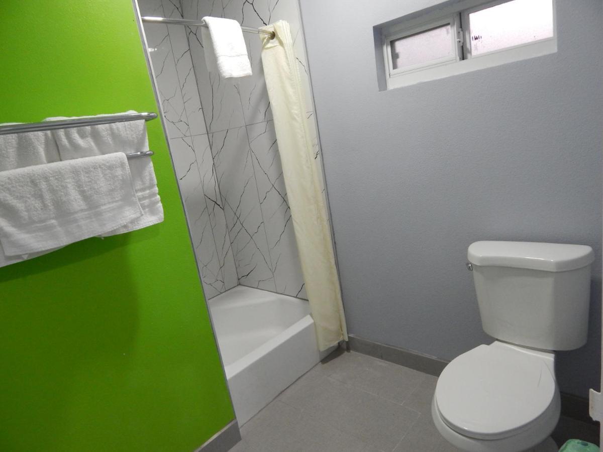 Executive Inn Форт-Стоктон Екстер'єр фото